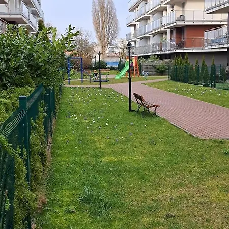 Apartament Baltycka Z Ogrodkiem Kołobrzeg